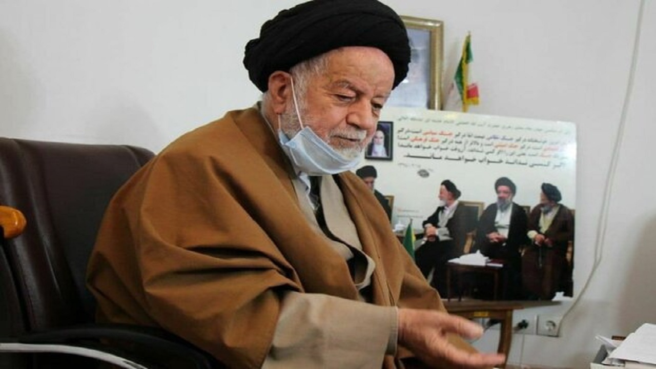 همدردی نماینده سمنان در مجلس خبرگان با خانواده مرحوم آیت الله اختری