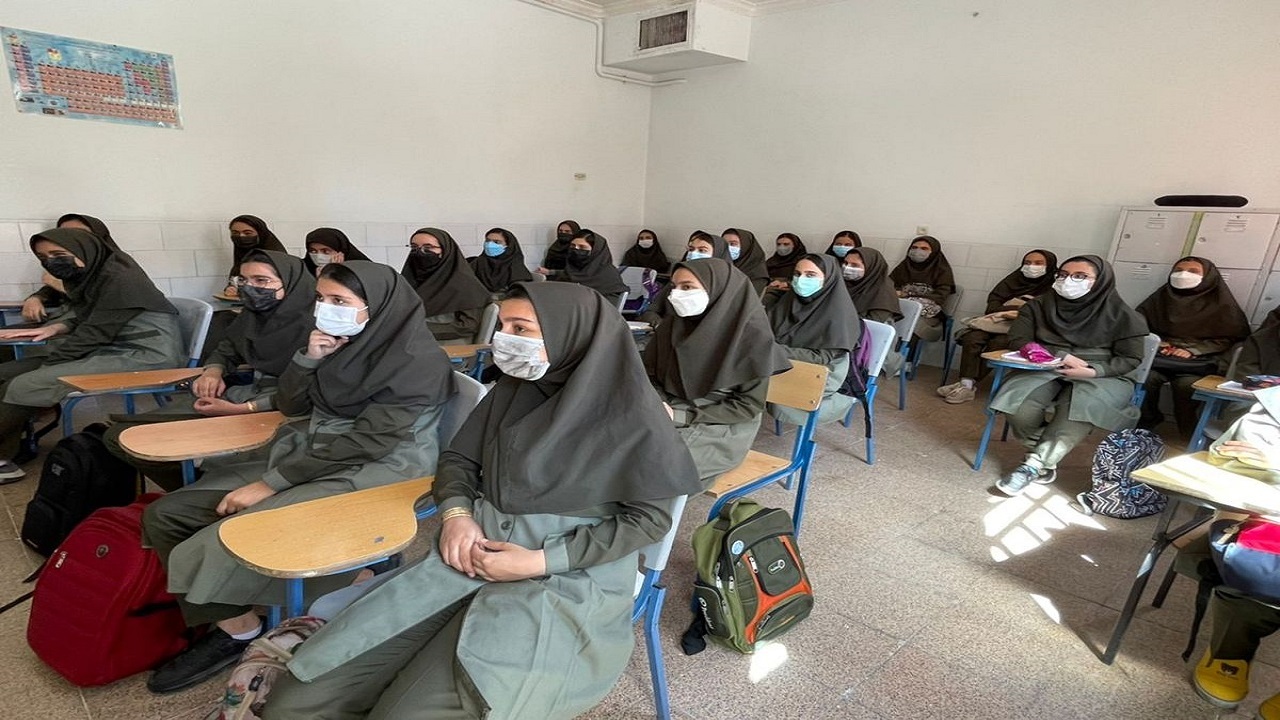 دانش آموزان محور توسعه و پیشرفت کشور