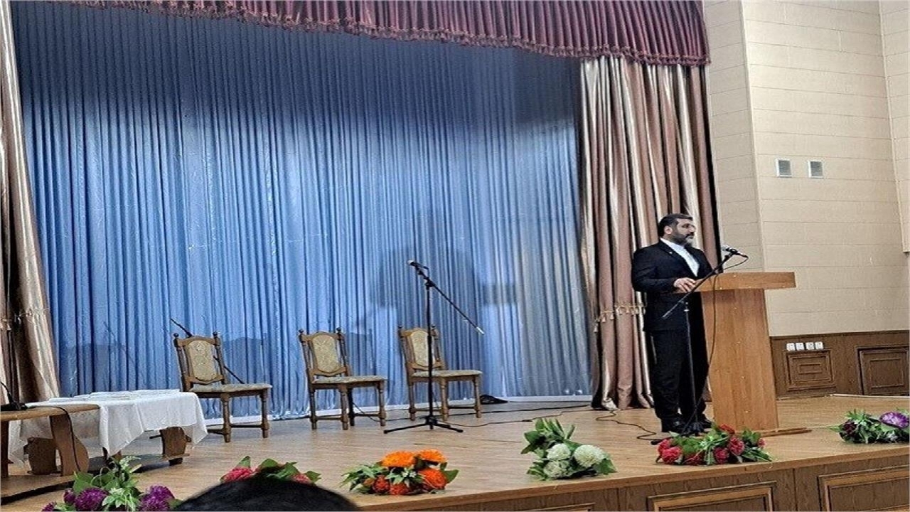 ادبیات پارسی مهمترین نماد فرهنگی ایران است