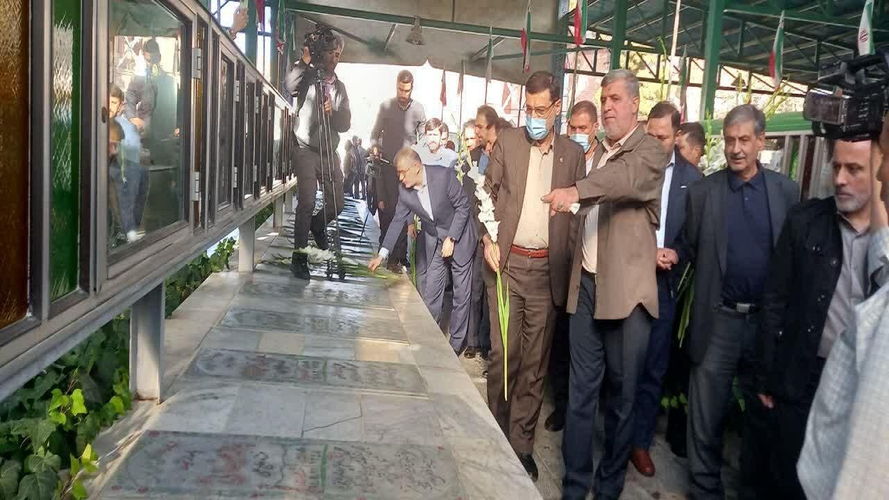 تدوین سند مسکن ایثارگران در حال انجام است