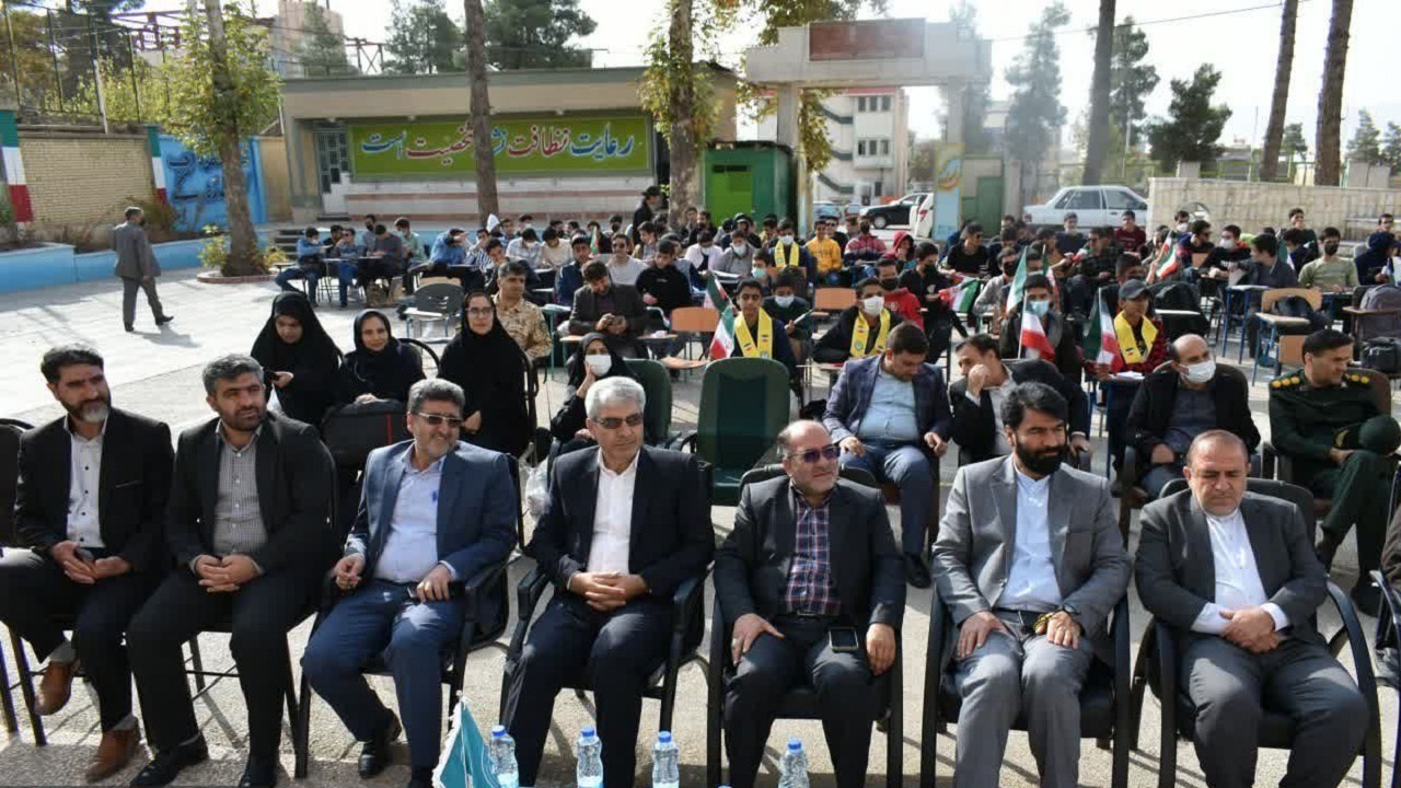 زنگ استکبار ستیزی در مدارس کهگیلویه و بویراحمد نواخته شد