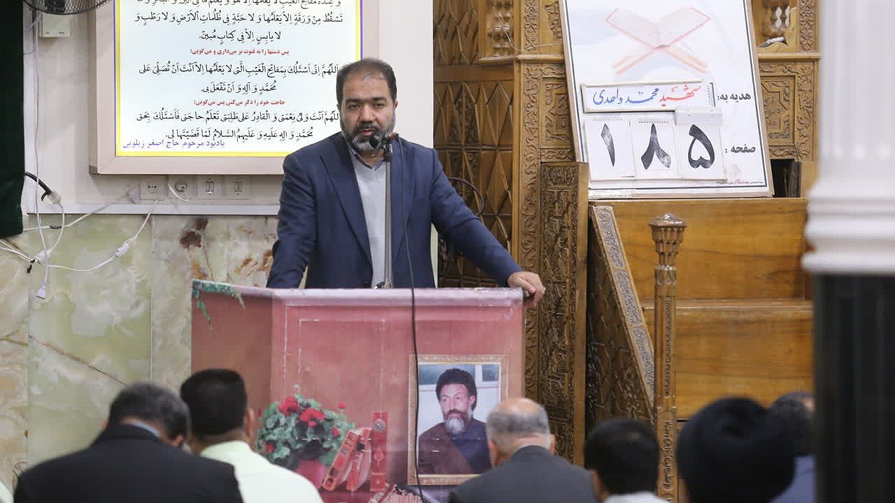 جوانان فریب خورده، فرزندان ما هستند که اسیر دشمن شده اند