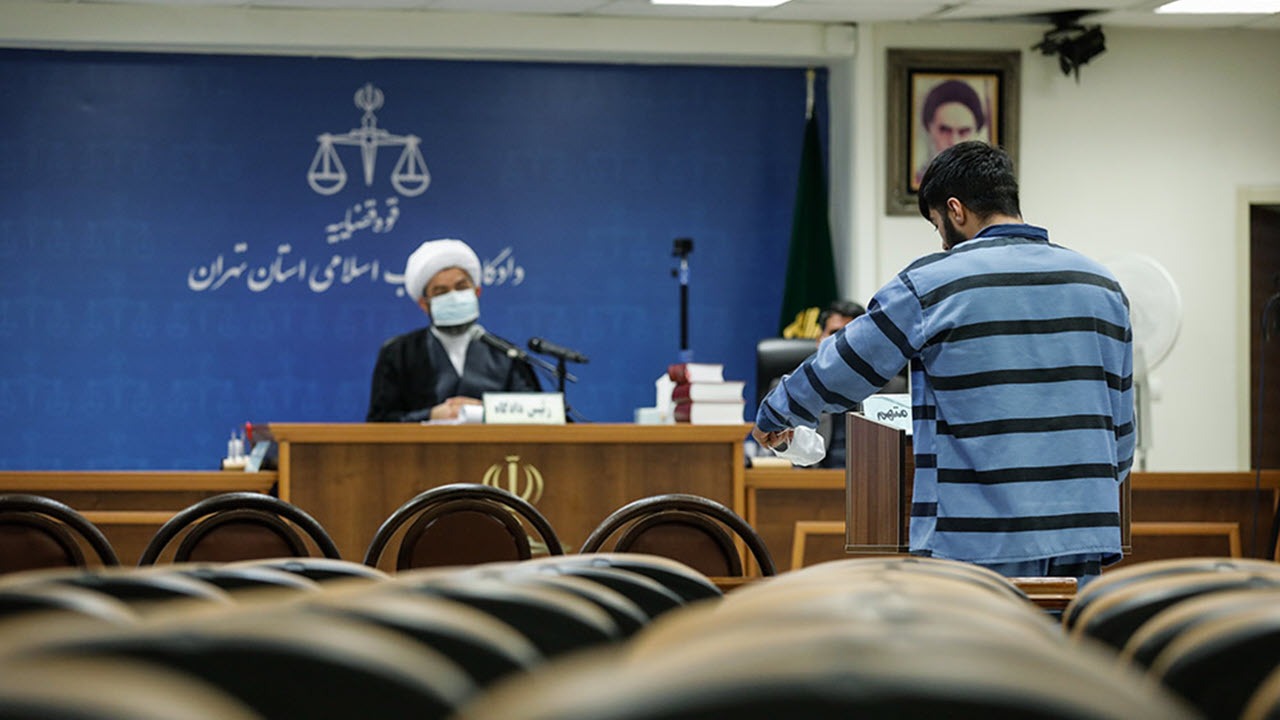 برگزاری دادگاه رسیدگی به اتهام اغتشاشگری که موتور یک شهروند را به آتش کشید