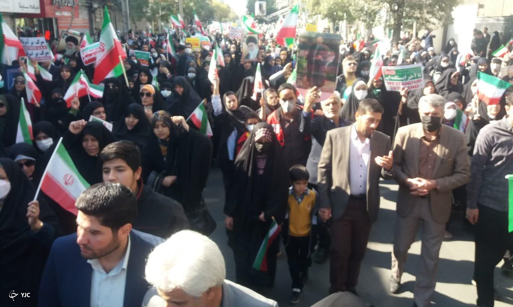 راهپیمایی ۱۳ آبان با حضور گسترده مردم استان مرکزی راهپیمایی ۱۳ آبان با حضور گسترده مردم استان مرکزی