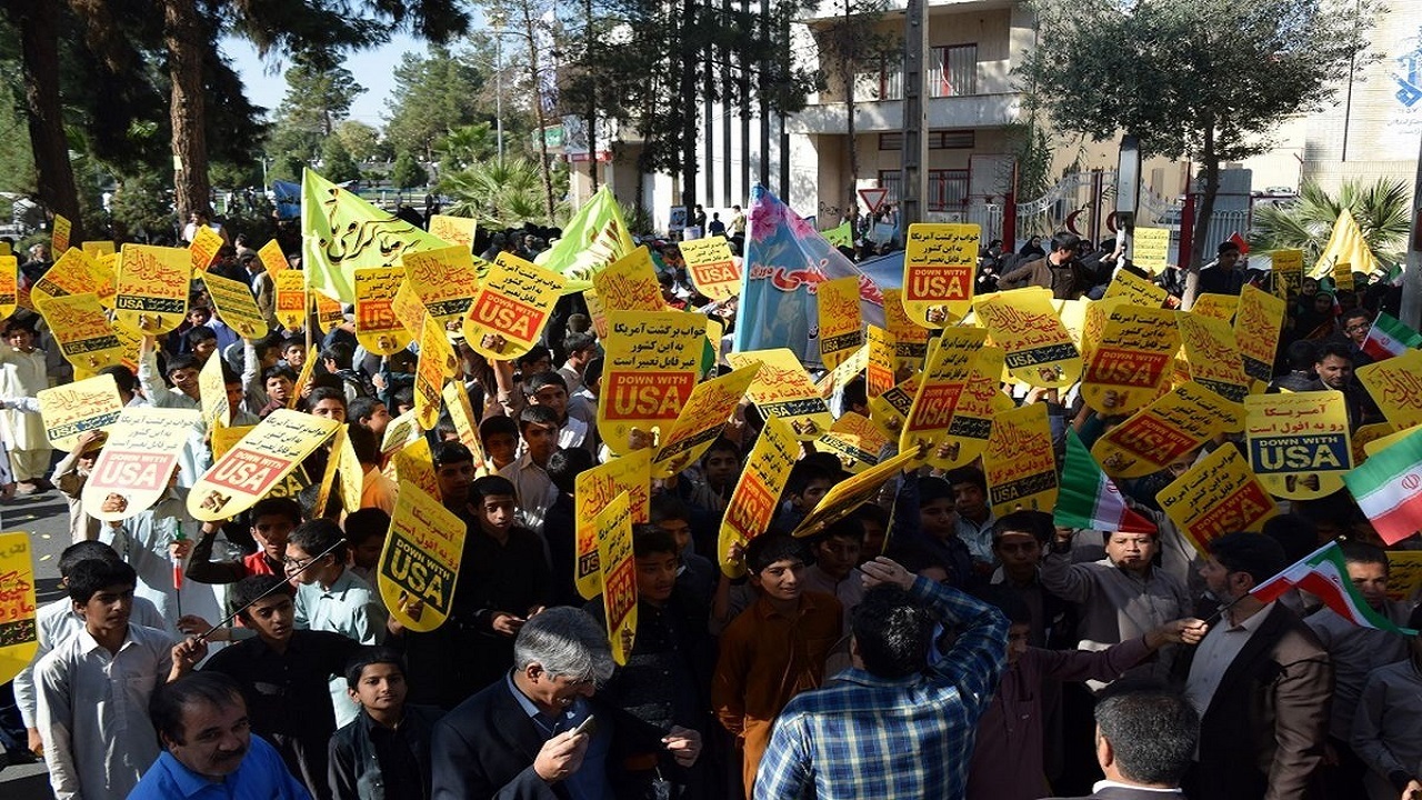 راهپیمایی یوم الله ۱۳ آبان در ۵۰ نقطه سیستان و بلوچستان راهپیمایی یوم الله ۱۳ آبان در ۵۰ نقطه سیستان و بلوچستان