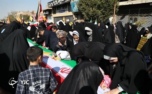 حلقه همبستگی و وحدت ۱۳ آبان و دفاع از کیان انقلاب در دارالعباده+ تصاویر