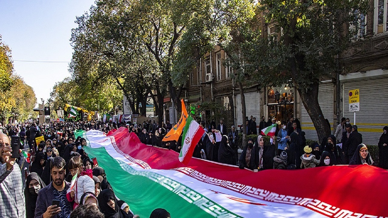 خروش انقلابی مردم آذربایجان شرقی علیه استکبار جهانی