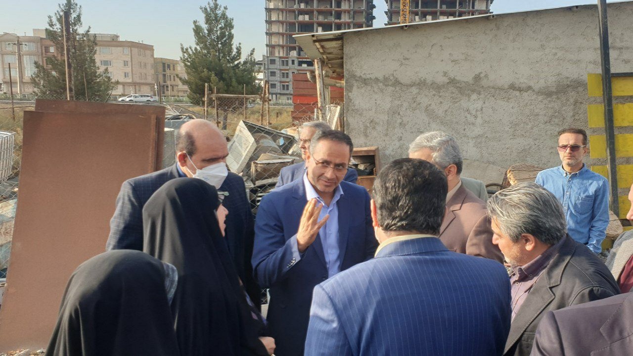 بازدید معاون وزیر بهداشت از روند ساخت بیمارستان ۷۰۰ تختخوابی قزوین