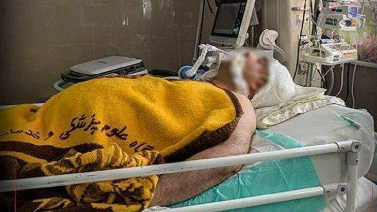 بهبودی نسبی حال کارمند دانشگاه علوم پزشکی کاشان در حمله تروریستی به شاهچراغ