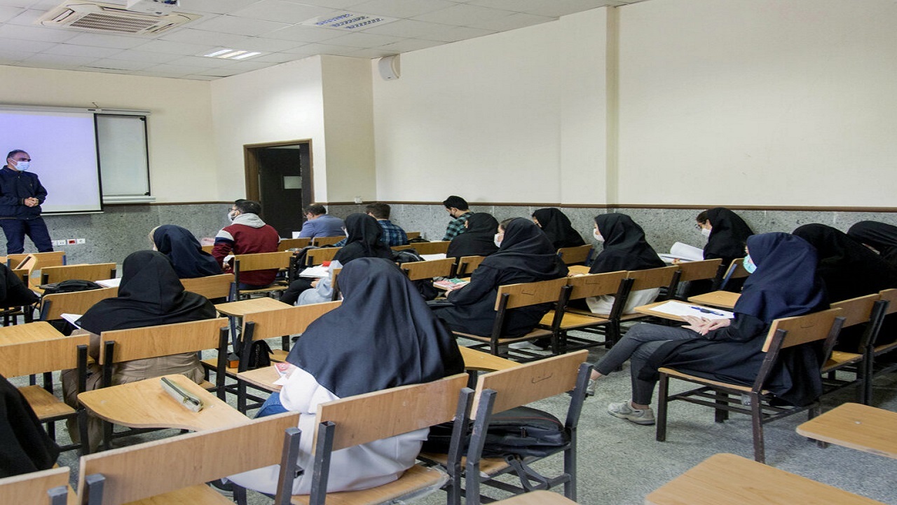 به دنبال مهارت‌افزایی دانشجویان مقطع کارشناسی دانشگاه اصفهان هستیم