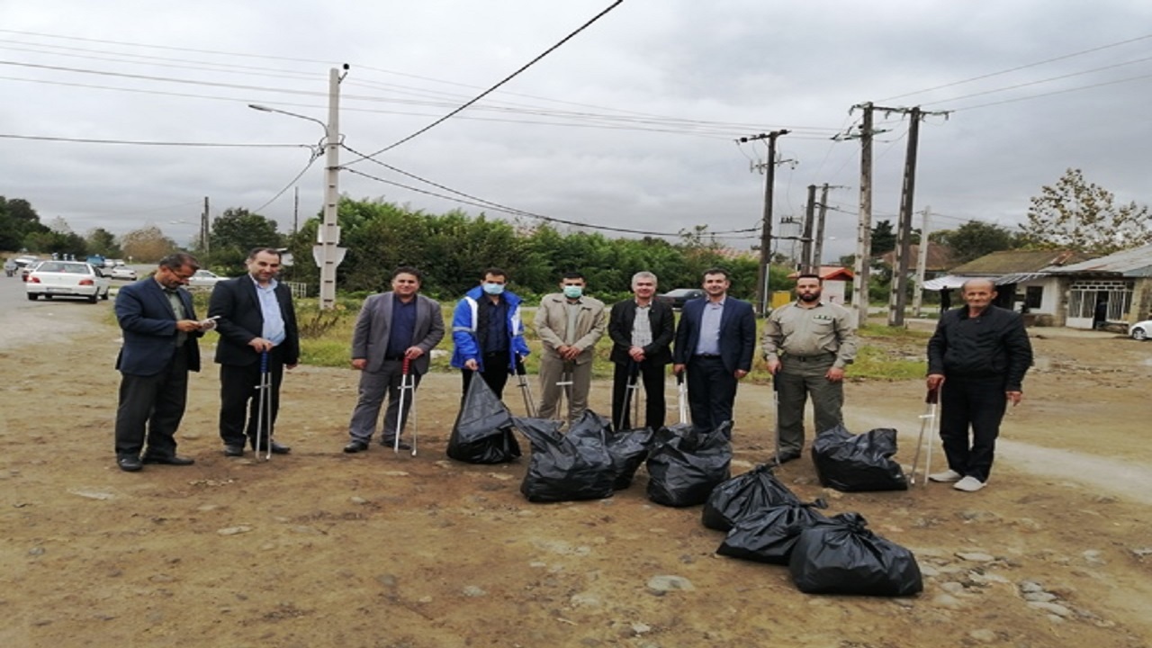 پاکسازی روستای لختکی شفت از زباله