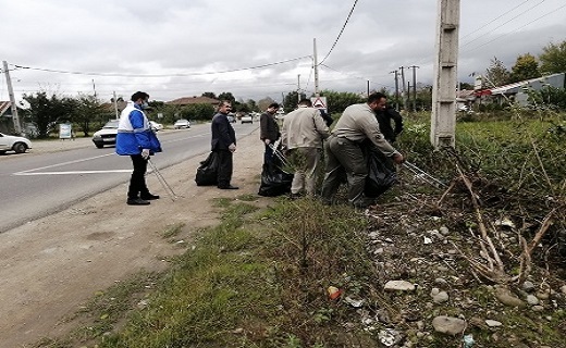 پاکسازی روستای لختکی شفت از زباله