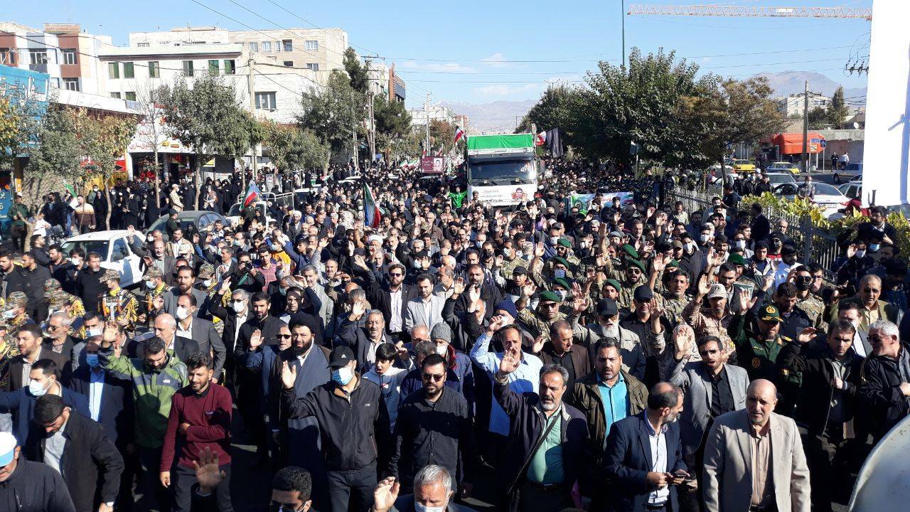 برگزاری مراسم تشییع شهید بسیجی سید روح الله عجمیان در کرج