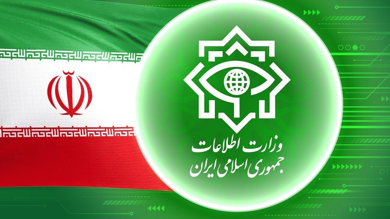 وزارت اطلاعات: ۲۶ تروریست تکفیری در حادثه شاهچراغ دستگیر شده‌اند