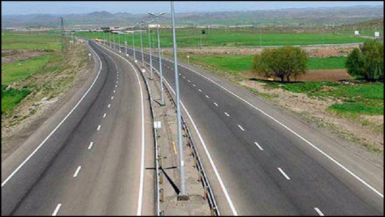 خط کشی نزدیک به ۳ هزار کیلومتر از محور‌های مواصلاتی آذربایجان غربی