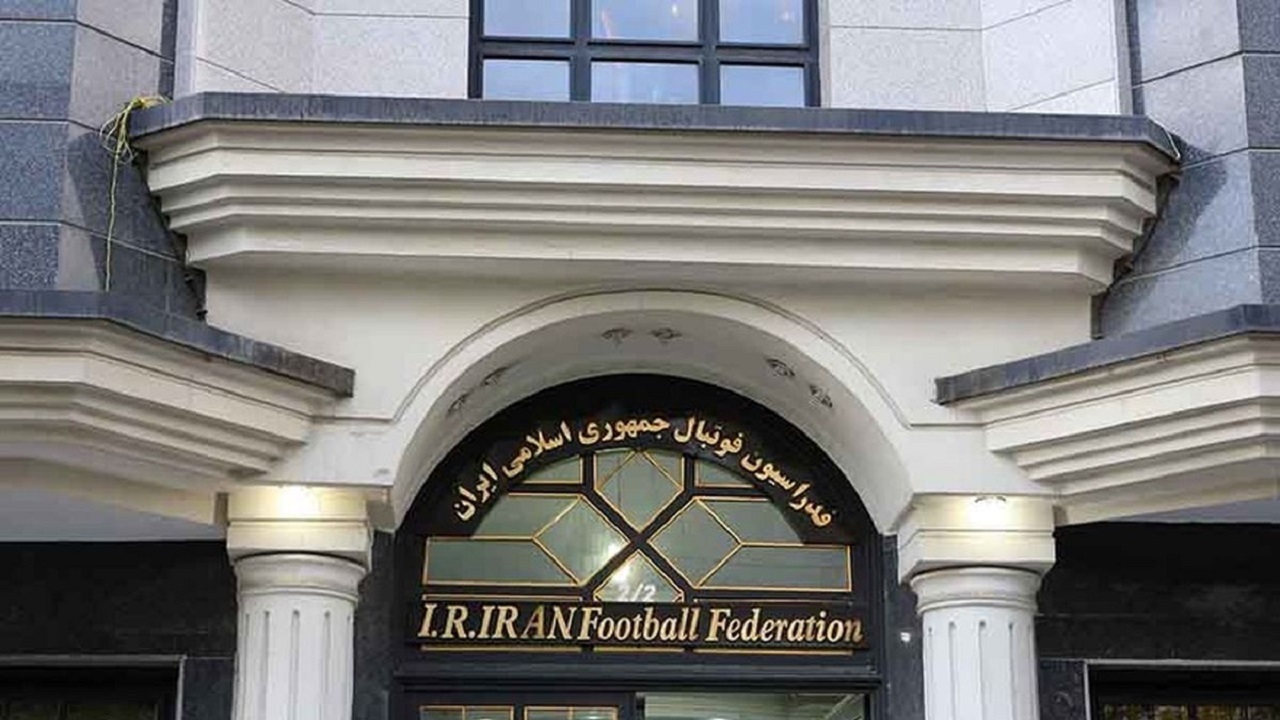 پیراهن هواداری پیروز ارتباطی به فدراسیون فوتبال و تیم ملی ندارد