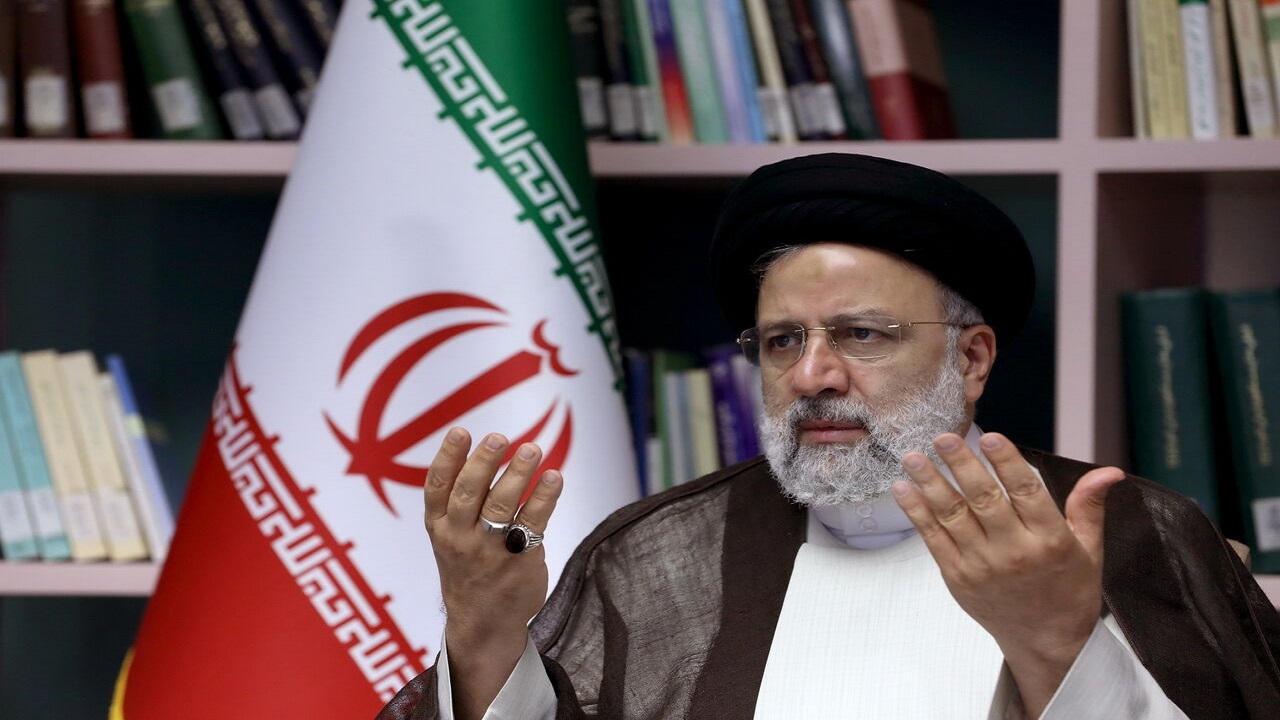 سازمان اداری و استخدامی گلوگاه‌های فساد را شناسایی کند