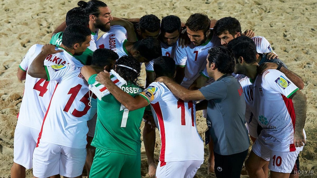فلاحت زاده: ملی پوشان فوتبال ساحلی مزد زحمات خود را گرفتند