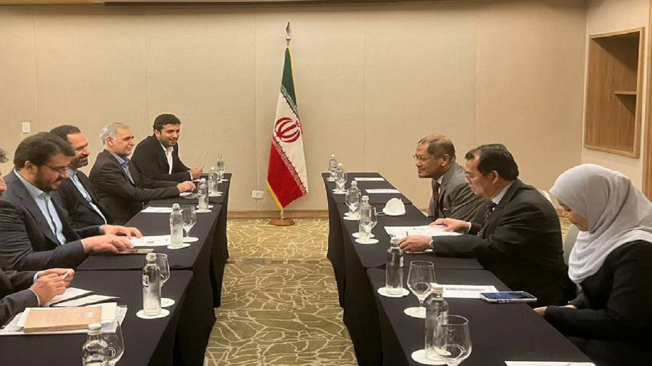 دیدارهای بذرپاش در حاشیه اجلاس «اینتوسای»/ موافقت مالزی با پیشنهاد تأسیس دیوان محاسبات کشورهای اسلامی