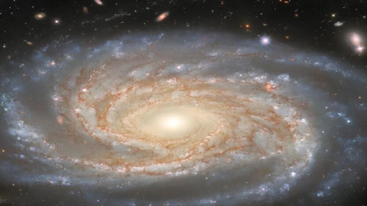 ثبت تصویری خیره کننده از یک کهکشان مارپیچی با  تلسکوپ فضایی هابل