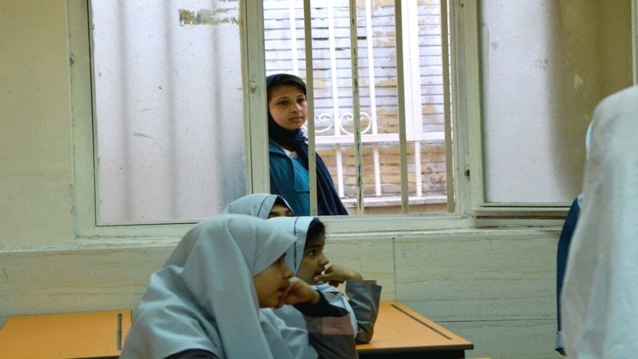 ۶۰۵ دانش‌آموز آق قلایی از تحصیل بازماندند