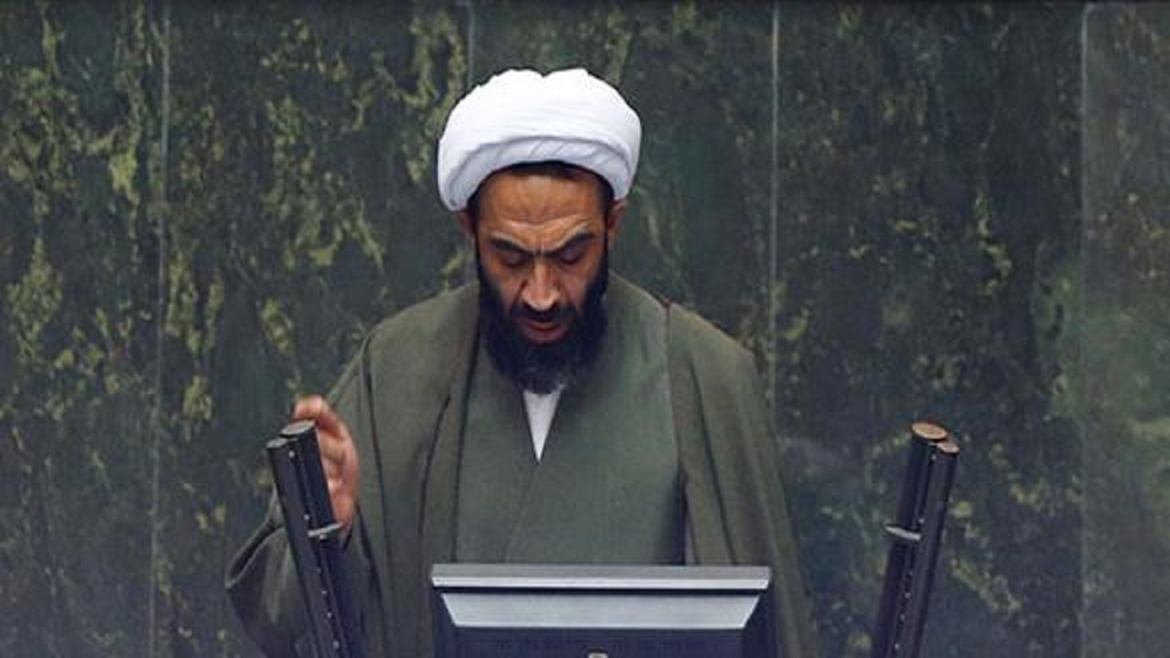 کسانی که به برکت نظام آبرو پیدا کرده‌اند، حرف‌های تفرقه‌انگیز نزنند