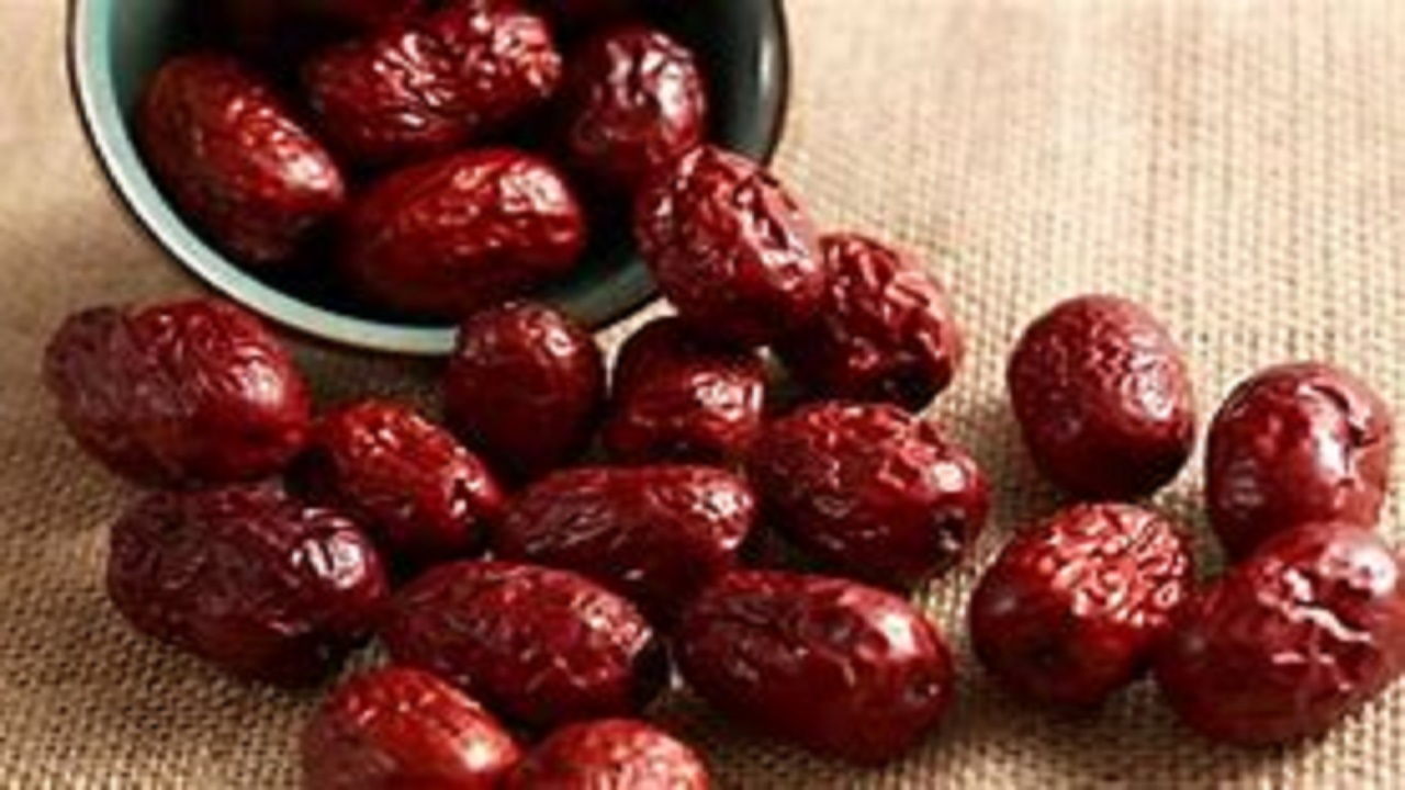 با عرضه عناب در بورس کالا دست دلال‌ها کوتاه می‌شود