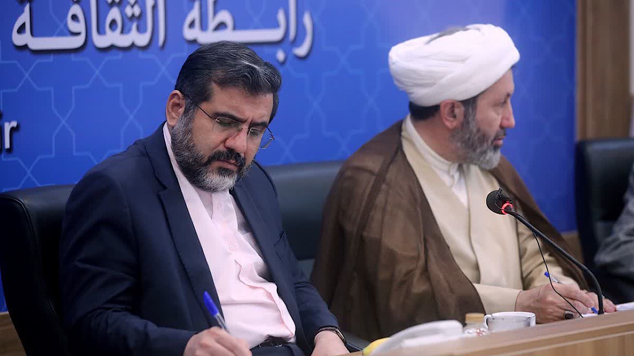 ضرورت خدمت رسانی فرهنگی به ایرانیان مقیم خارج از کشور