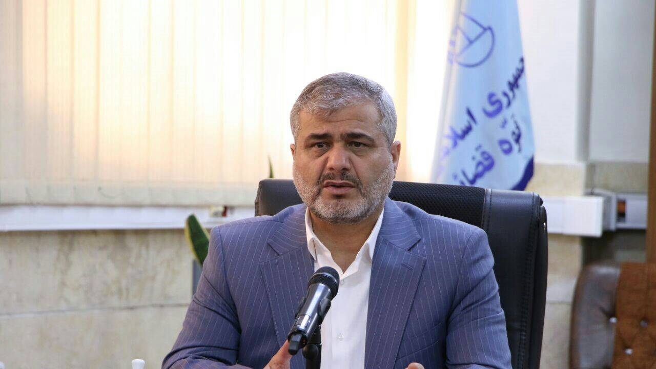 عدم جدیت در انجام ماموریت‌های حوزه نظارت و بازرسی ظلم به مردم و همکاران است