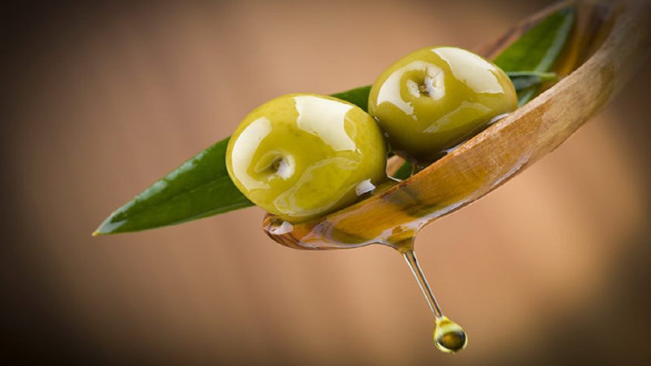 روغن زیتون قزوین در جهان از نظر کیفیت رتبه نخست را به دست آورده است