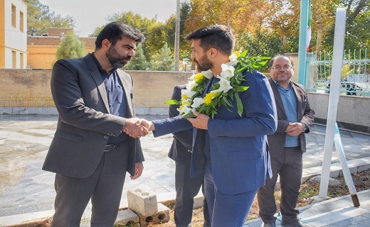 تجدید میثاق بازیکن گلدشتی تیم ملی فوتبال ساحلی با شهیدان