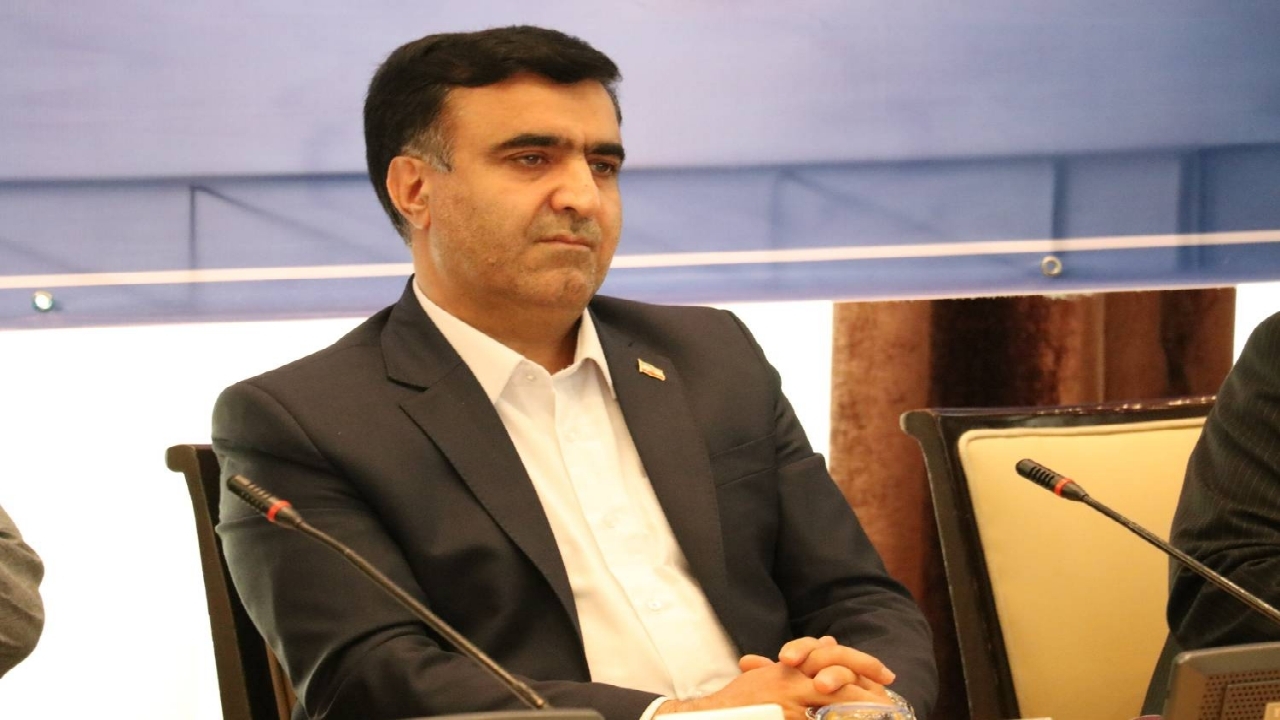 محیط زیست کشور باید به موضوع درجه یک در کشور تبدیل شود