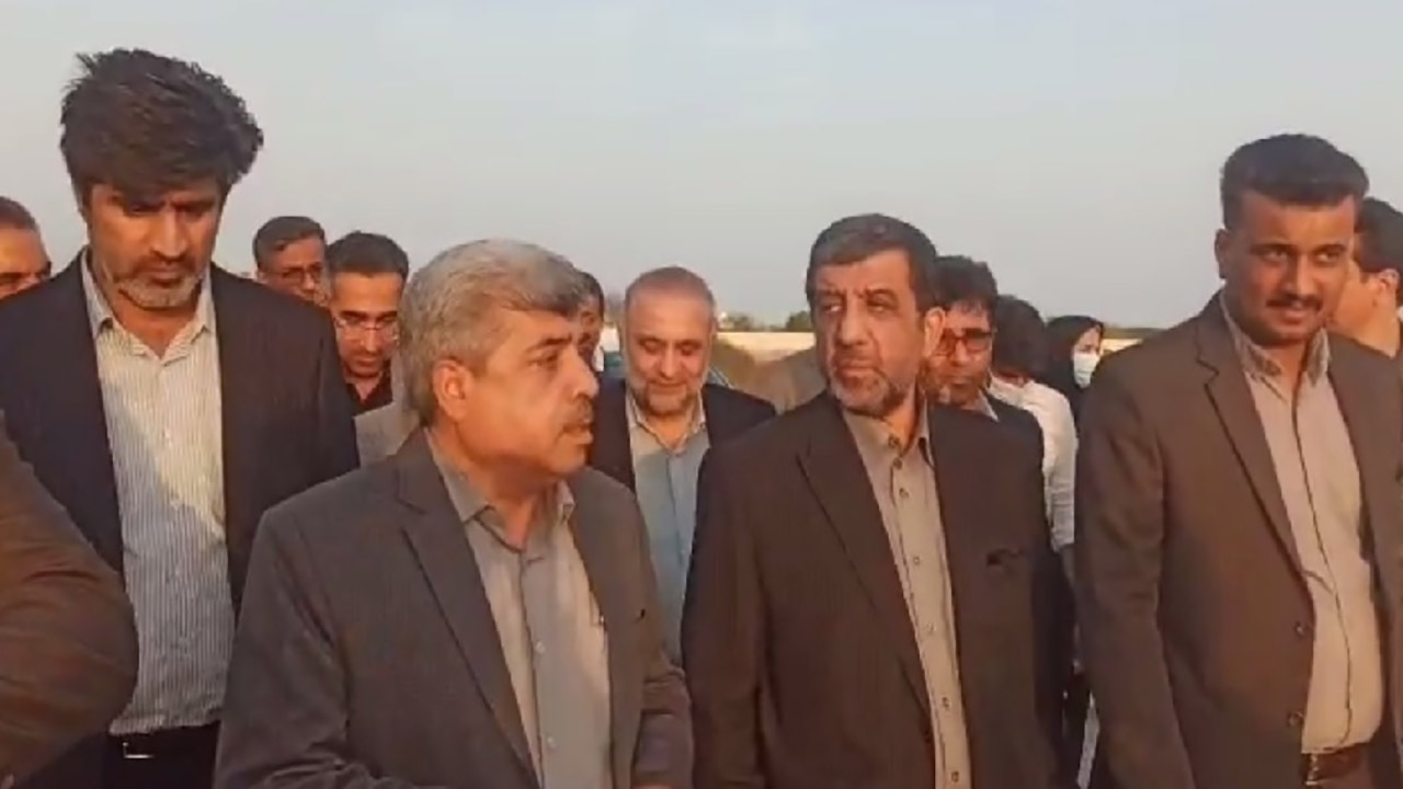 بازدید وزیر میراث فرهنگی از دو طرح گردشگری بندر خمیر