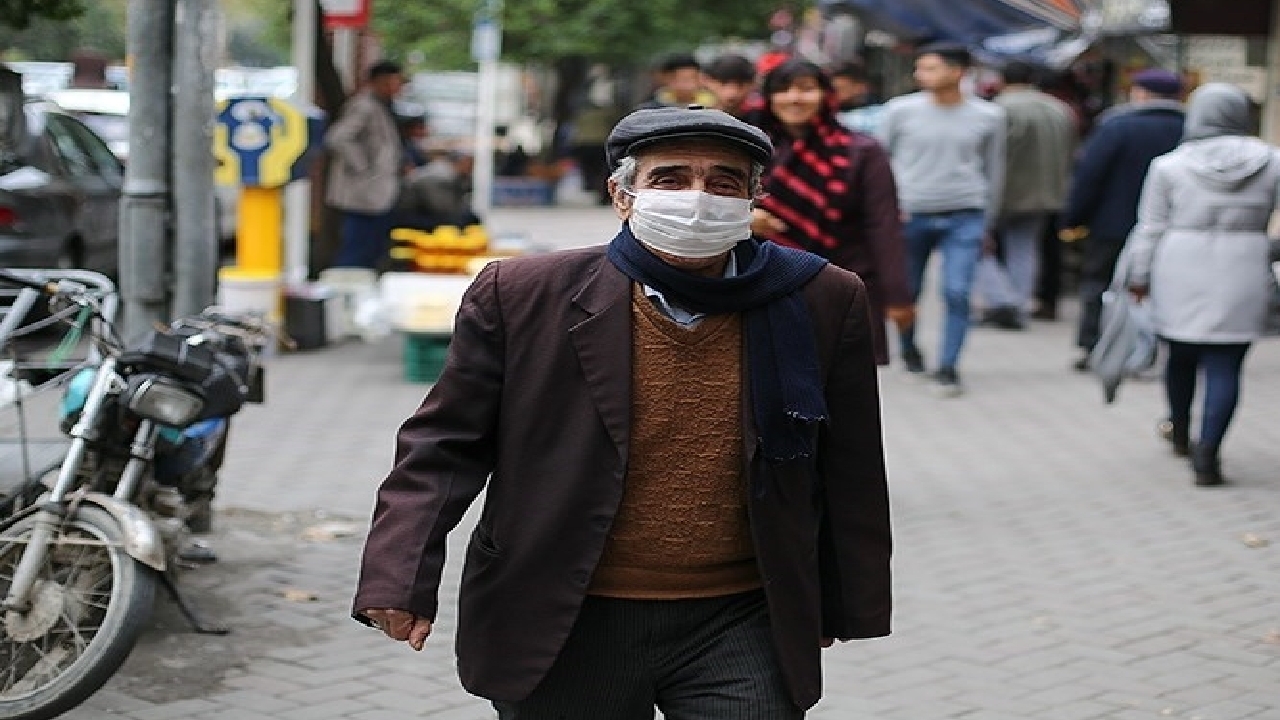 استفاده ازماسک بهترین راهکار پیشگیری از ابتلا به آنفلوآنزای فصلی
