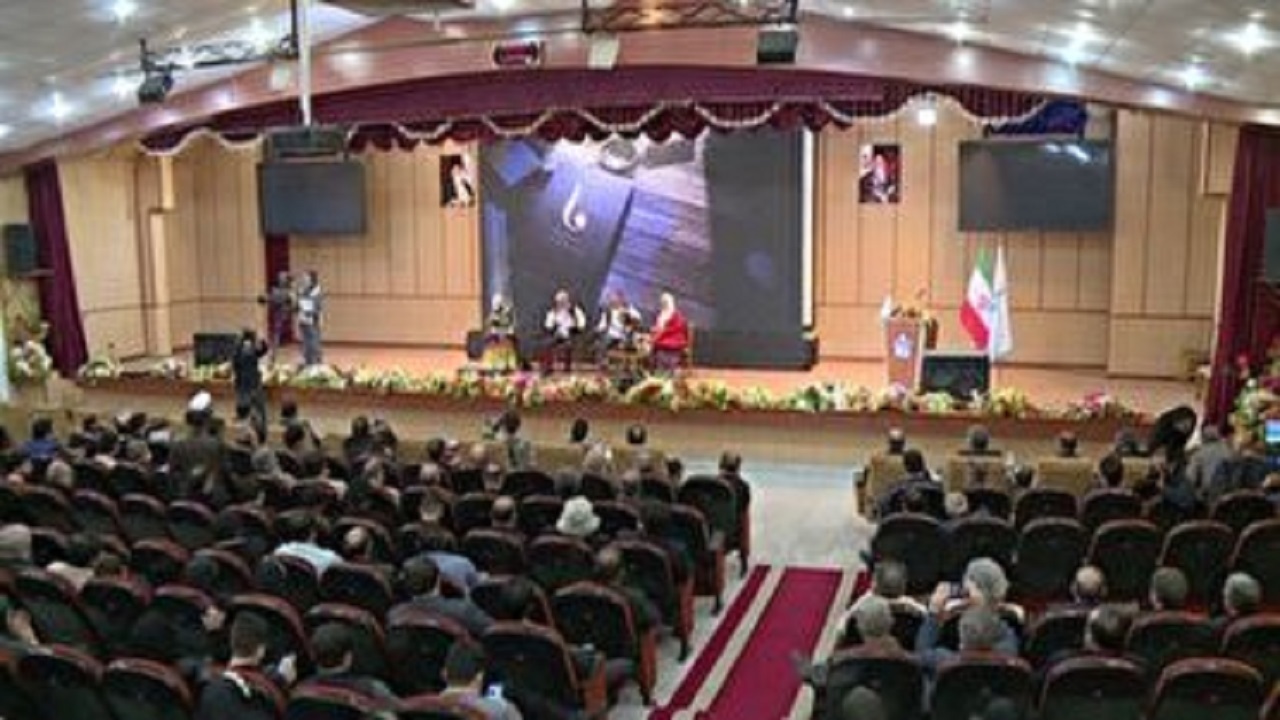 درخشش خراسان جنوبی در همایش شاعران و موسیقی دانان
