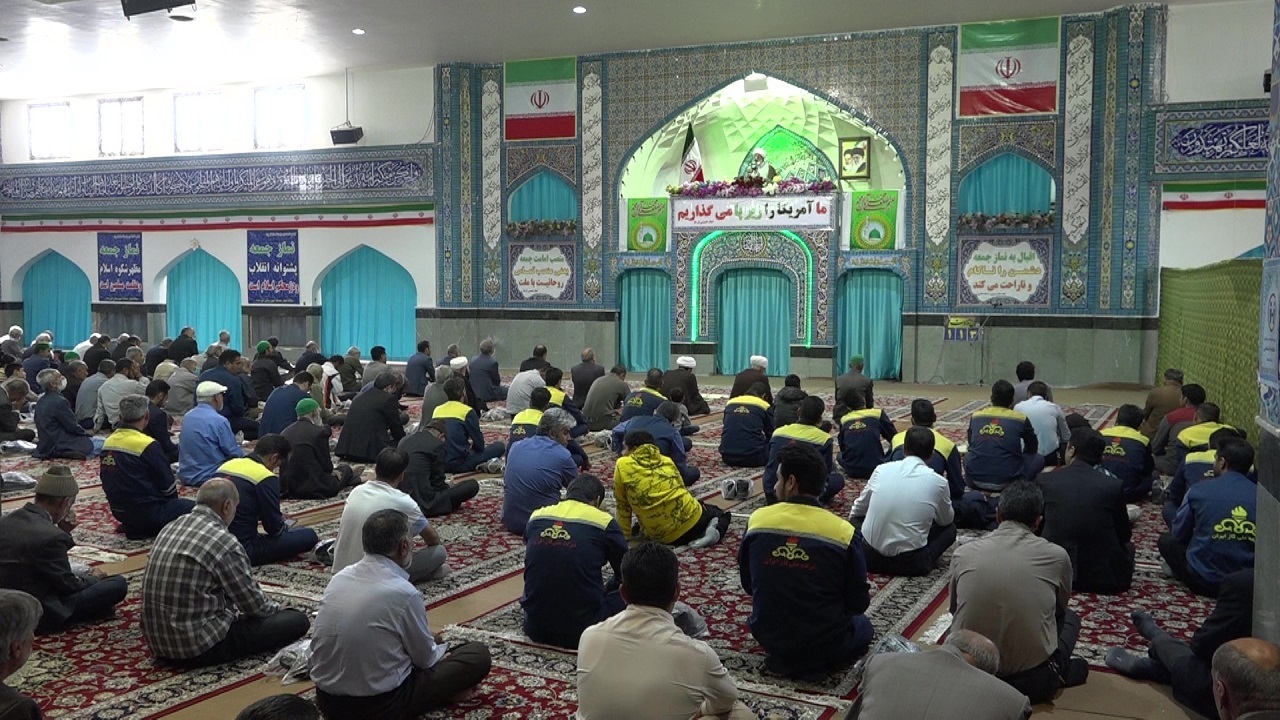 آمریکا و سرسپردگانش، مظهر طاغوتند