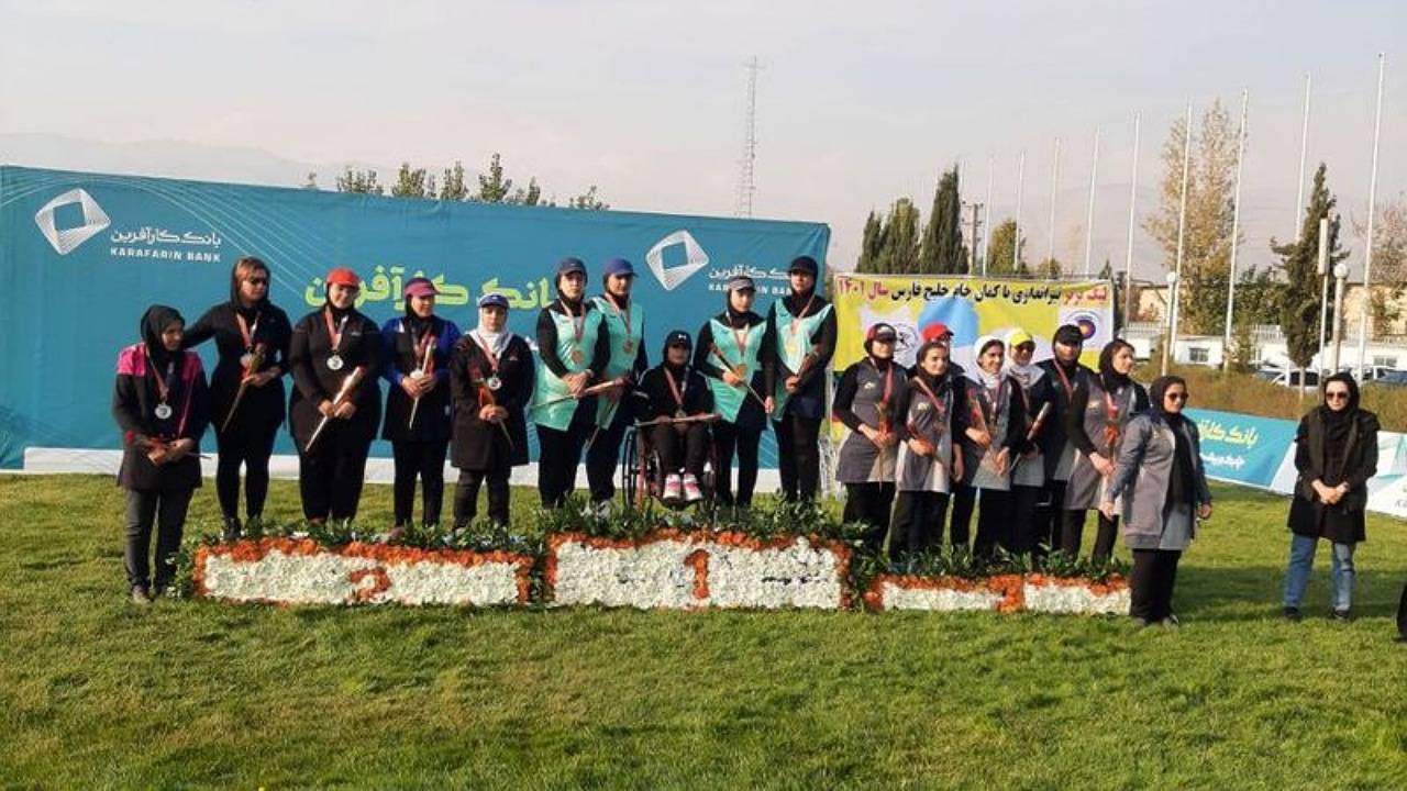 بانوان کماندار کرمانی فاتح لیگ برتر