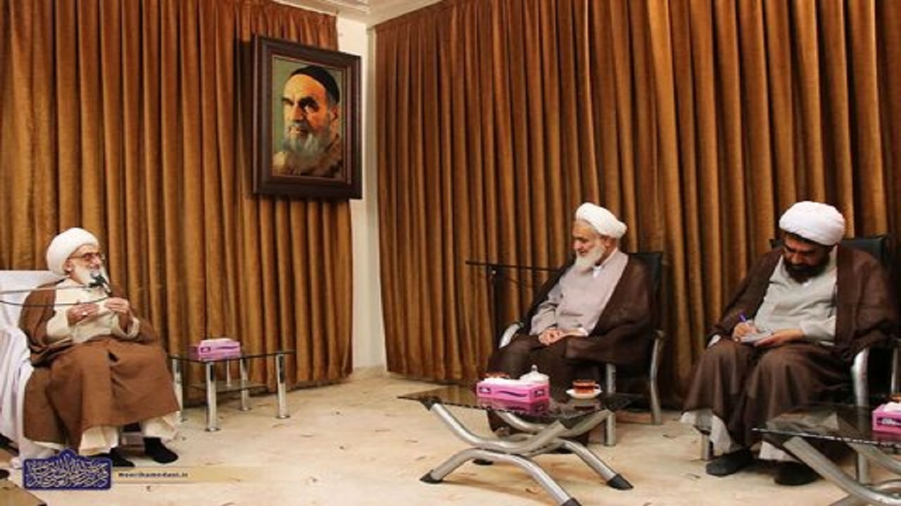 دیدار امام جمعه قزوین با آیت الله نوری همدانی