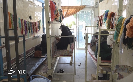 کارگاه فرش بافی