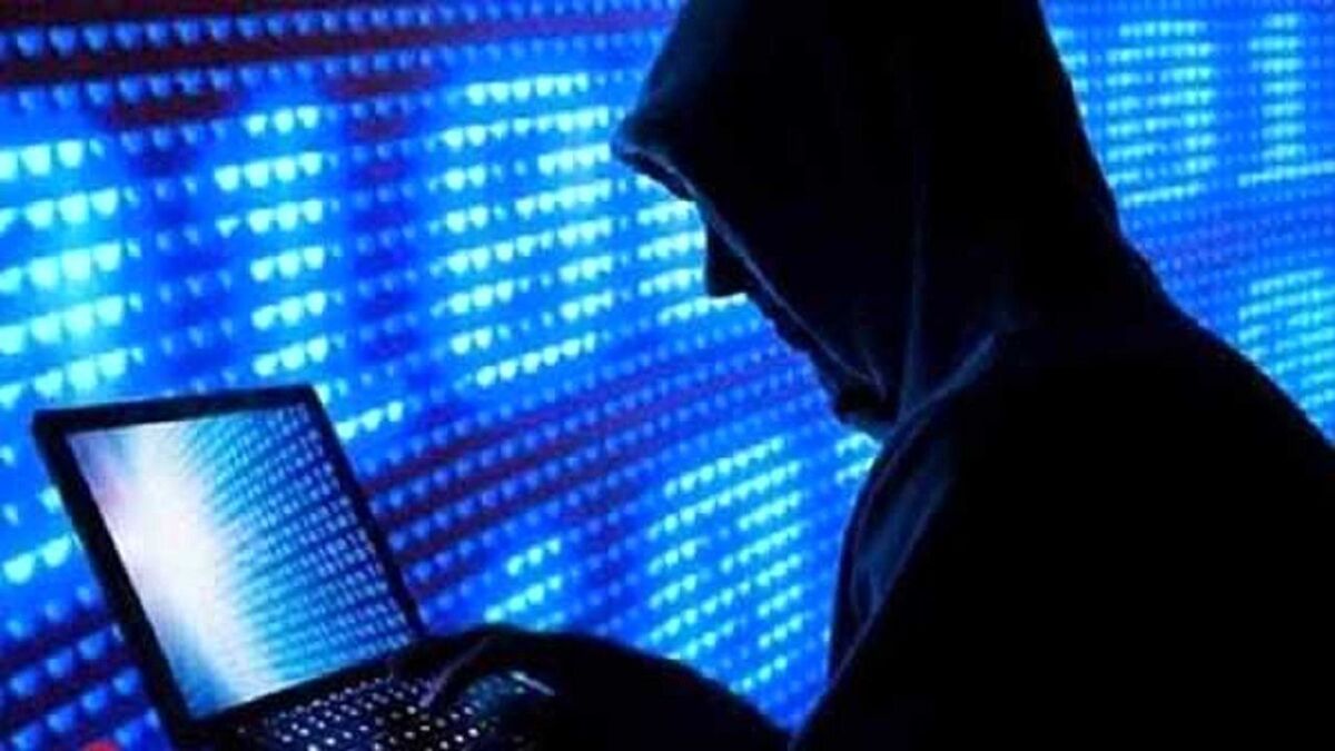 استقبال «ریاض» از رئیس جمهور چین با اسکورت هواپیما توسط جنگنده‌ها + فیلم
