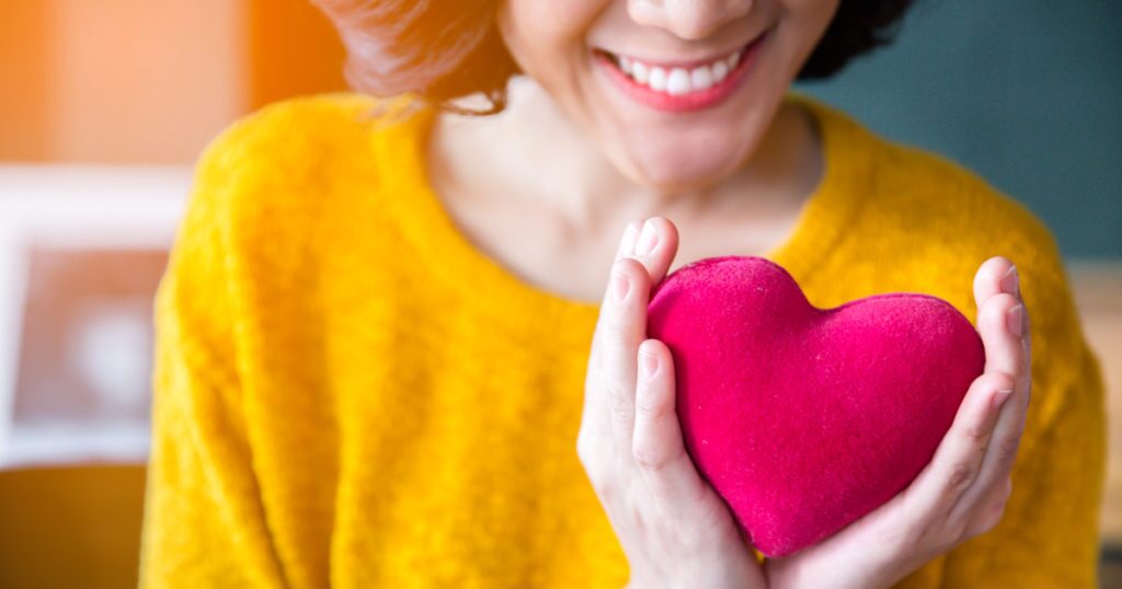 ۸ دلیل علمی برای تاثیر مهربانی روی سلامت بدن