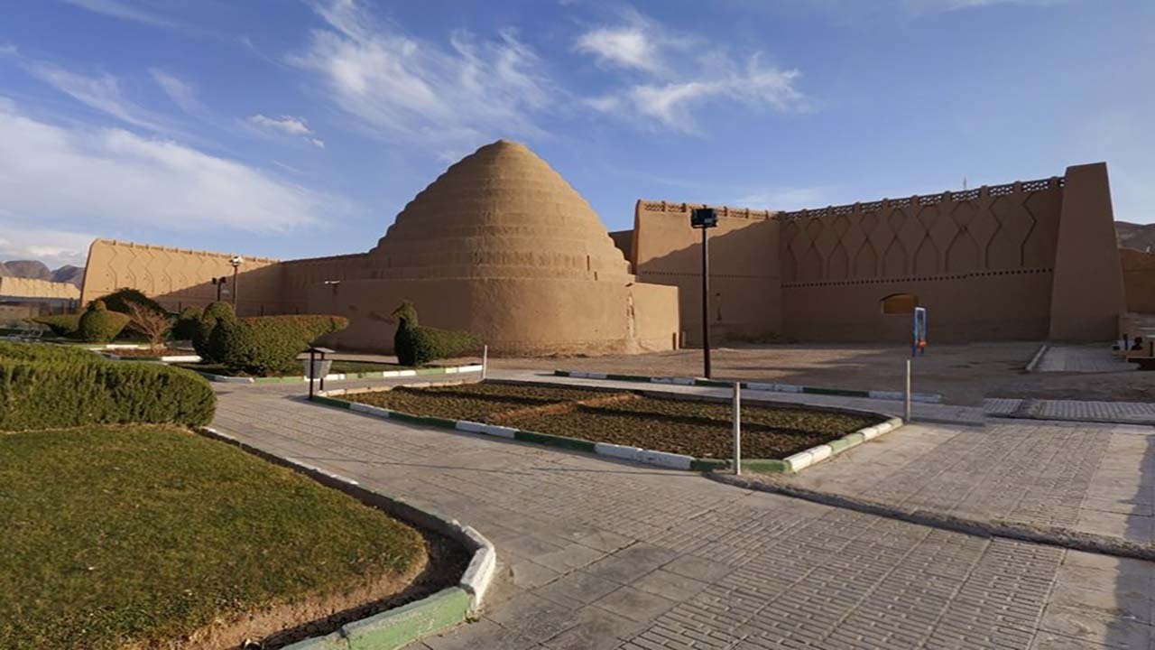 مرمت یخدان زریسف کرمان
