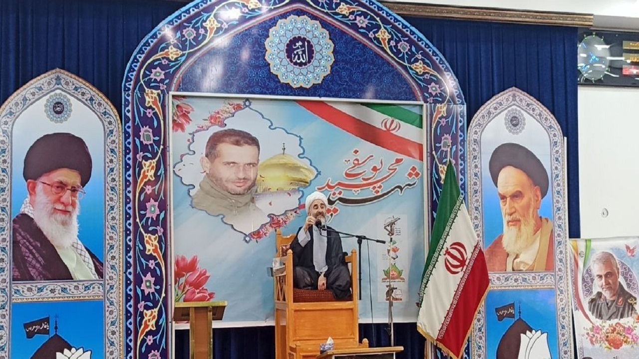 راه سرخ شهدا همچنان باز است