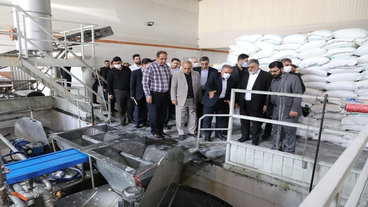 تصویب ۲۲۰ اقدام عملیاتی در مسیر حمایت از تولید در آذربایجان‌غربی