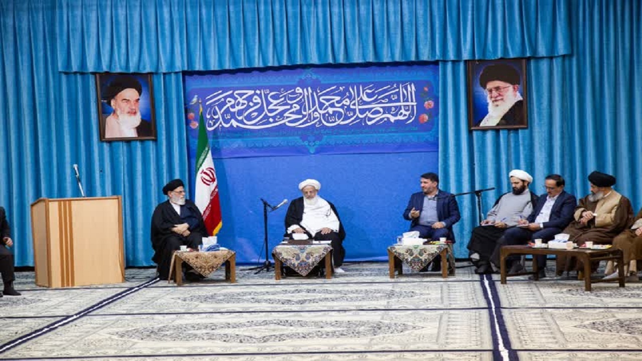 فضای مجازی فضای جامعه را ناامن کرده است