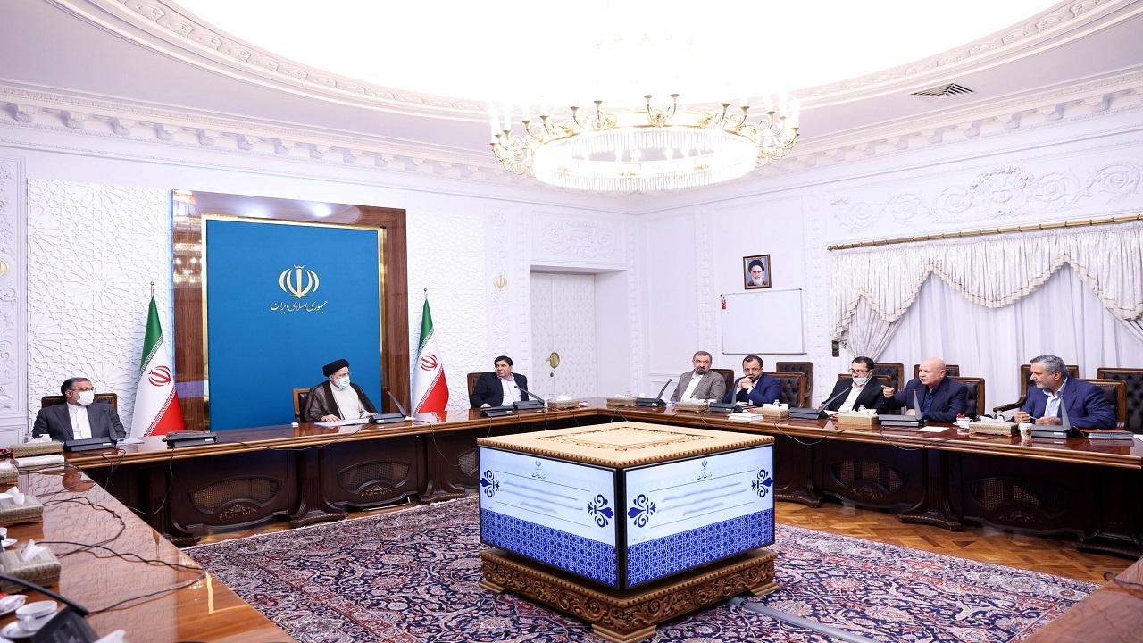 ستاد هماهنگی اقتصادی برای افزایش تولید نفت و گاز تصمیماتی اتخاذ کرد