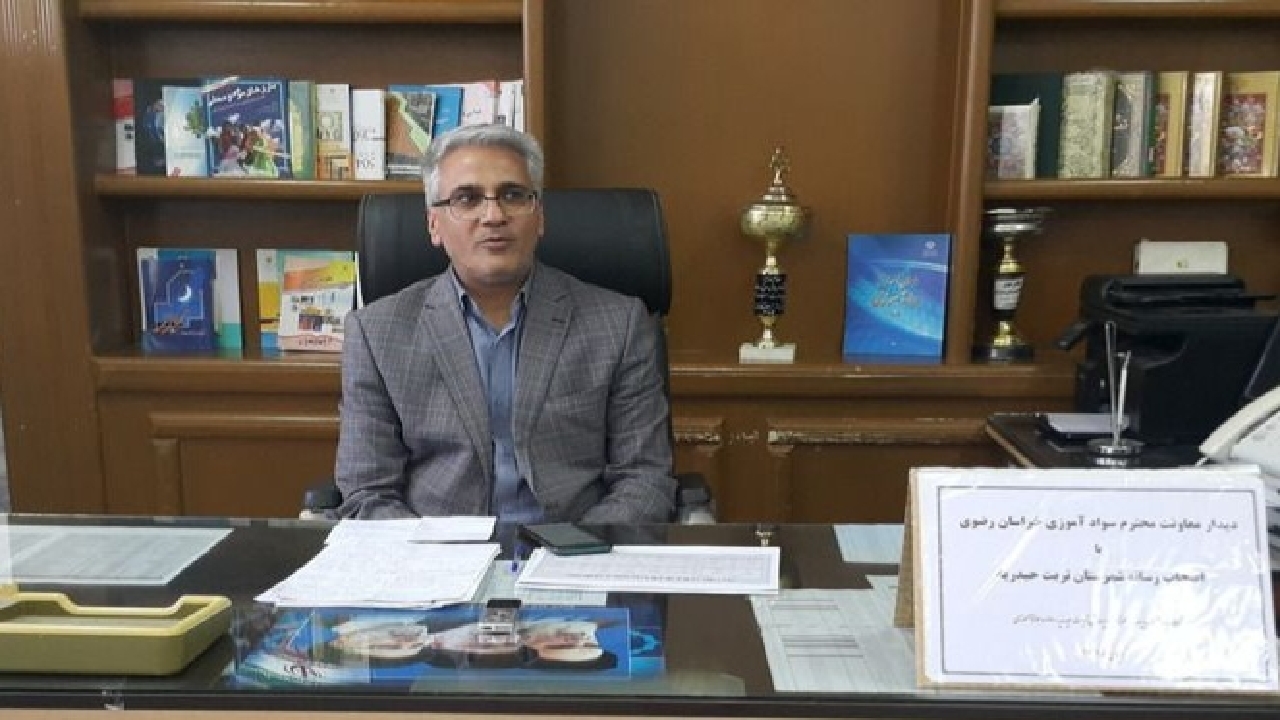 شناسایی۲۲ هزار بازمانده از تحصیل در خراسان رضوی