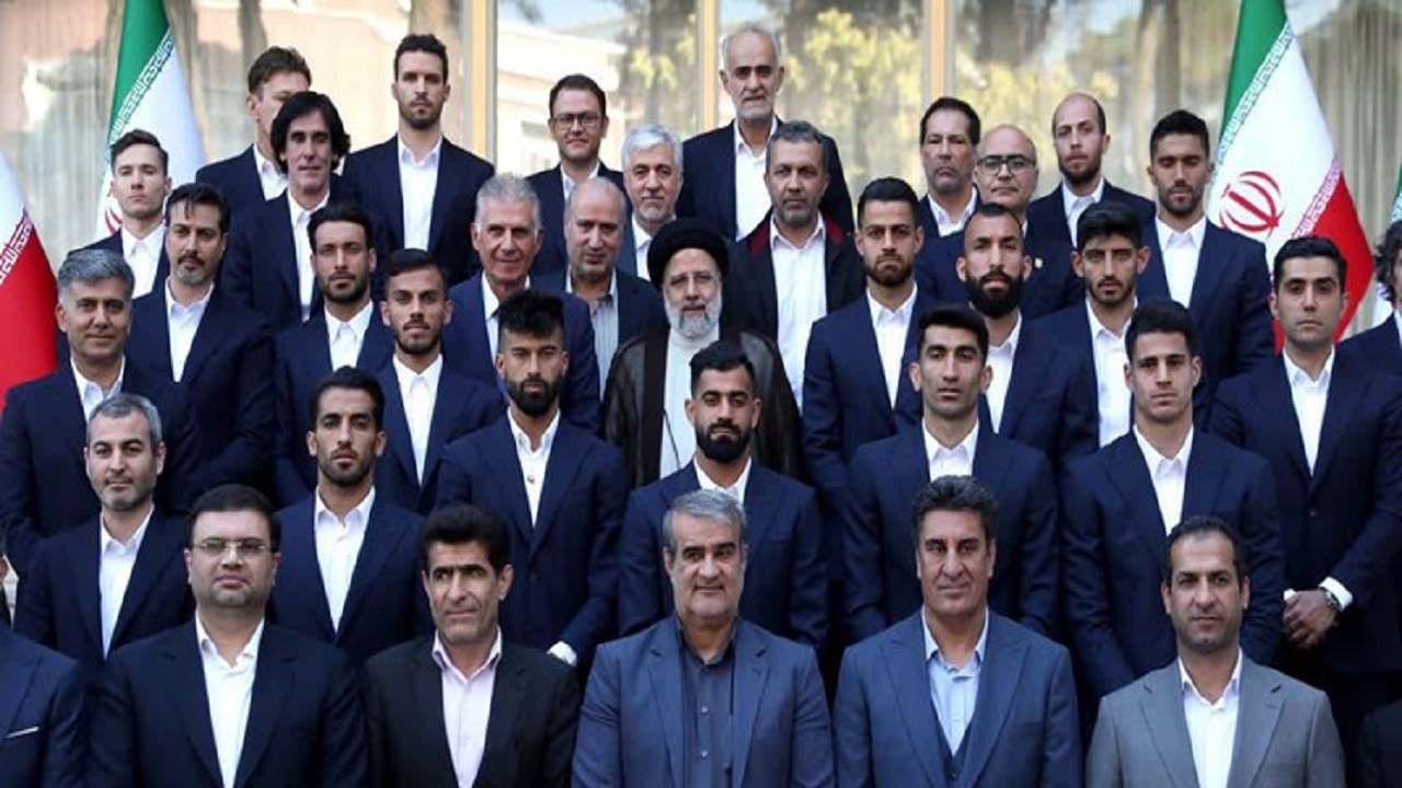 دیدار اعضای تیم ملی فوتبال با رئیسی پیش از سفر به قطر