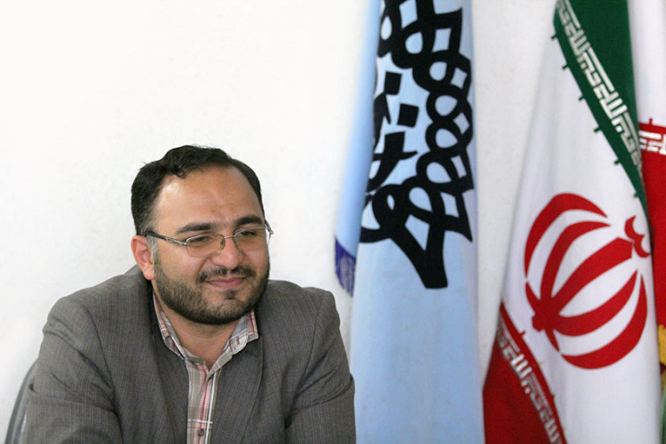 از ایجاد باشگاه کتابخوانی تا راه‌اندازی اتوبوس کتاب در شیراز
