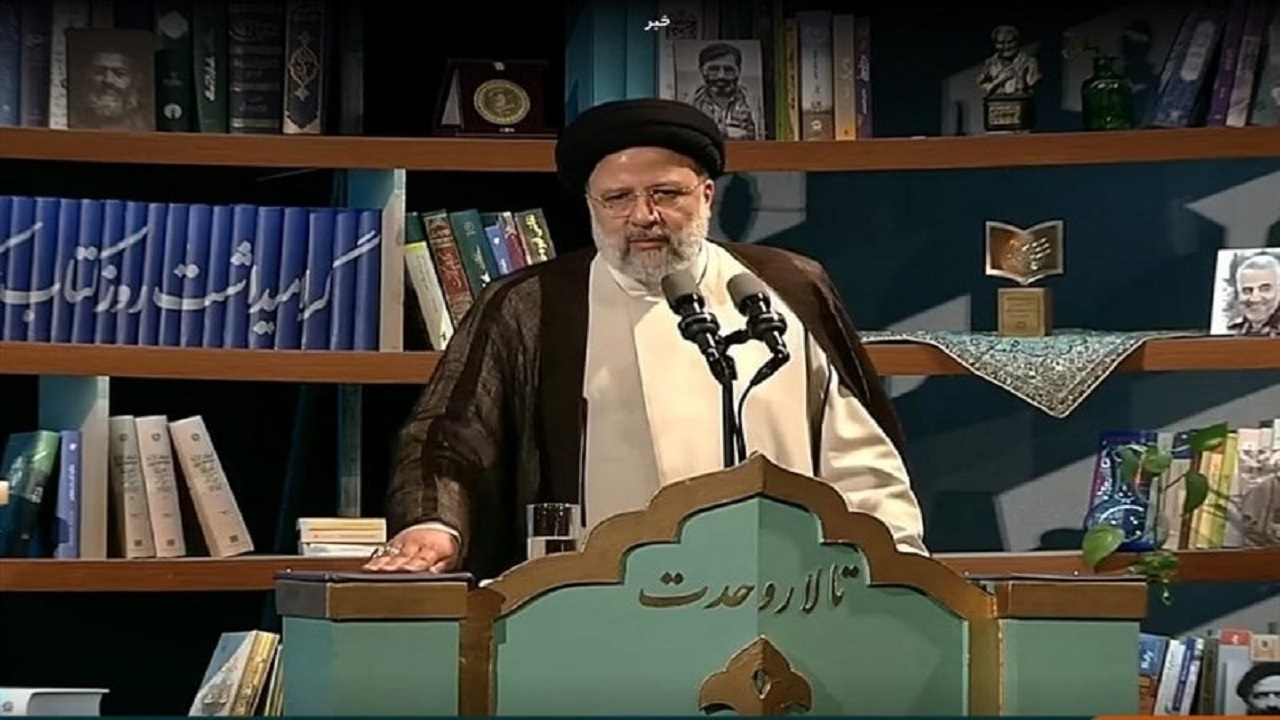 گسترش کتابخانه‌های عمومی در دستور کار باشد